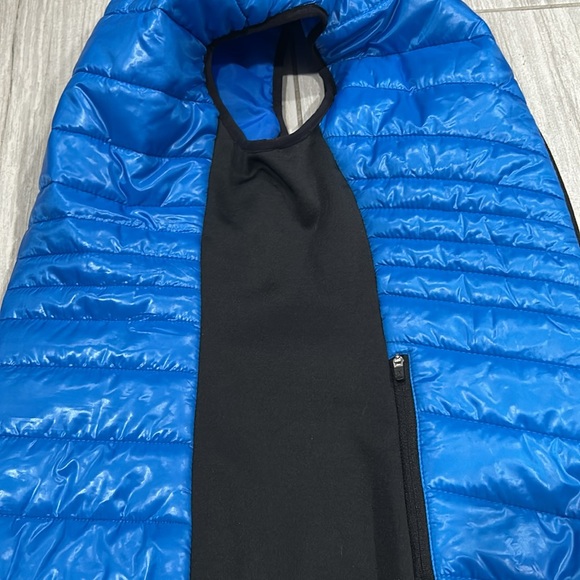 Women’s Puffy Vest Xersion Size Medium - Picture 3 of 8